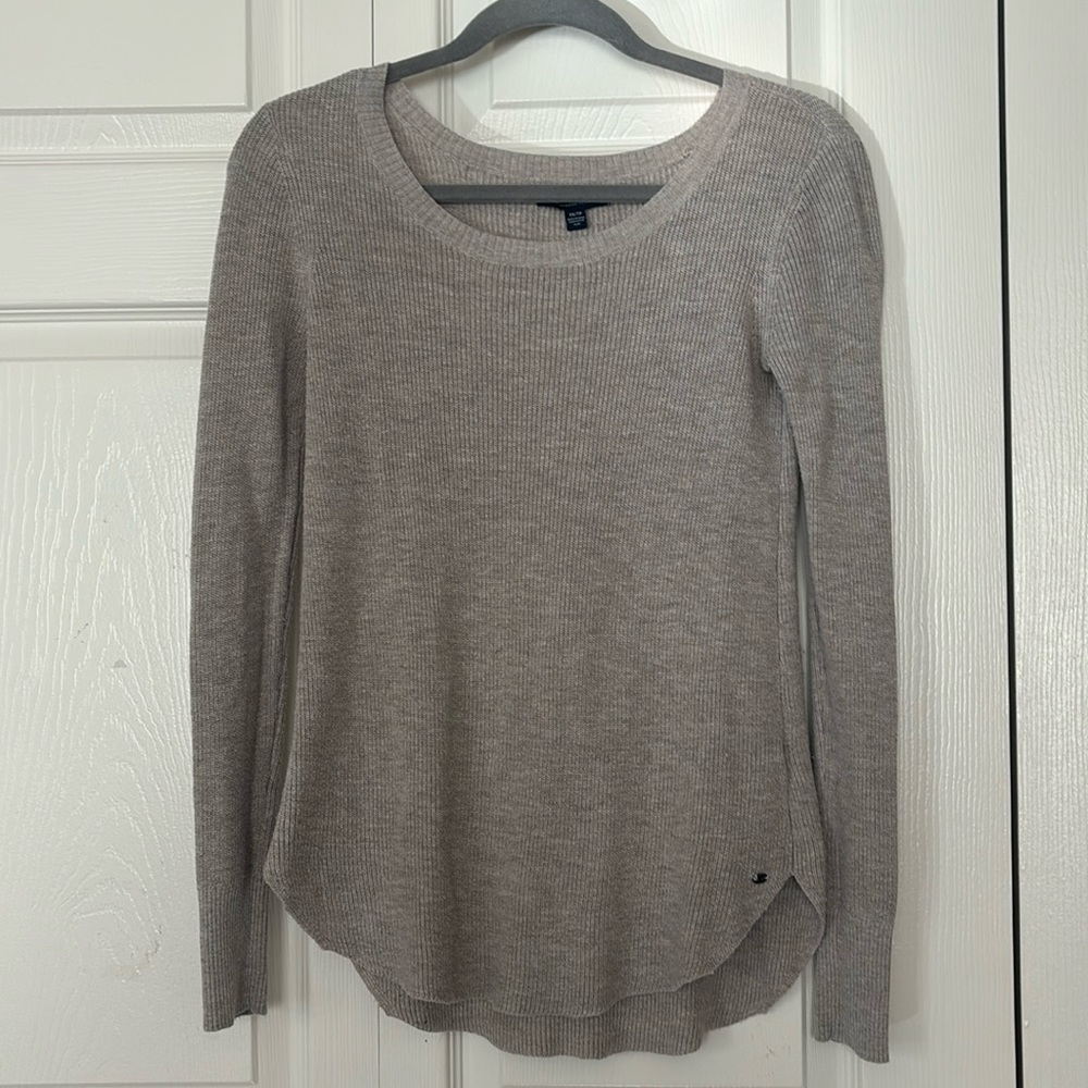 American Eagle XS Beige/Taupe Thin Long Sleeve Sweater